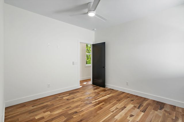 2237 Cruzen St, Nashville, TN 37211