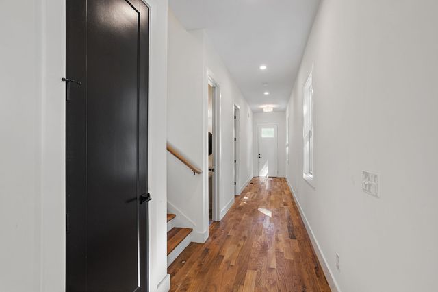 2237 Cruzen St, Nashville, TN 37211