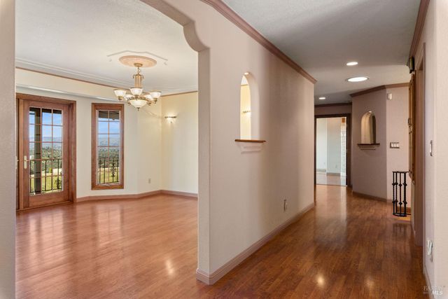 425 Lake Vista Dr, Lakeport, CA 95453