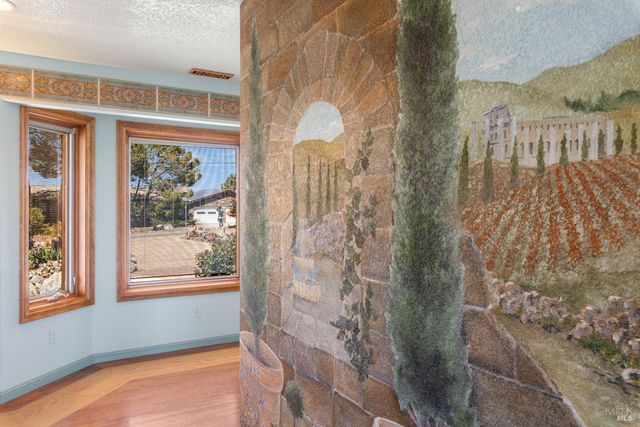 425 Lake Vista Dr, Lakeport, CA 95453