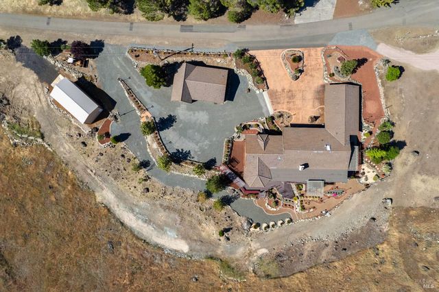 425 Lake Vista Dr, Lakeport, CA 95453