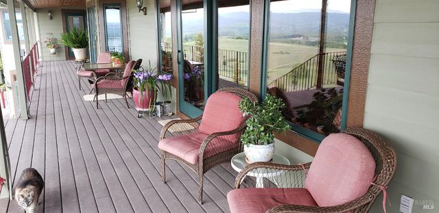 425 Lake Vista Dr, Lakeport, CA 95453