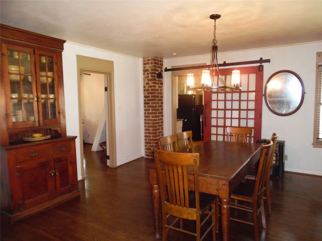 319 W Baylor Street, Weatherford, TX 76086