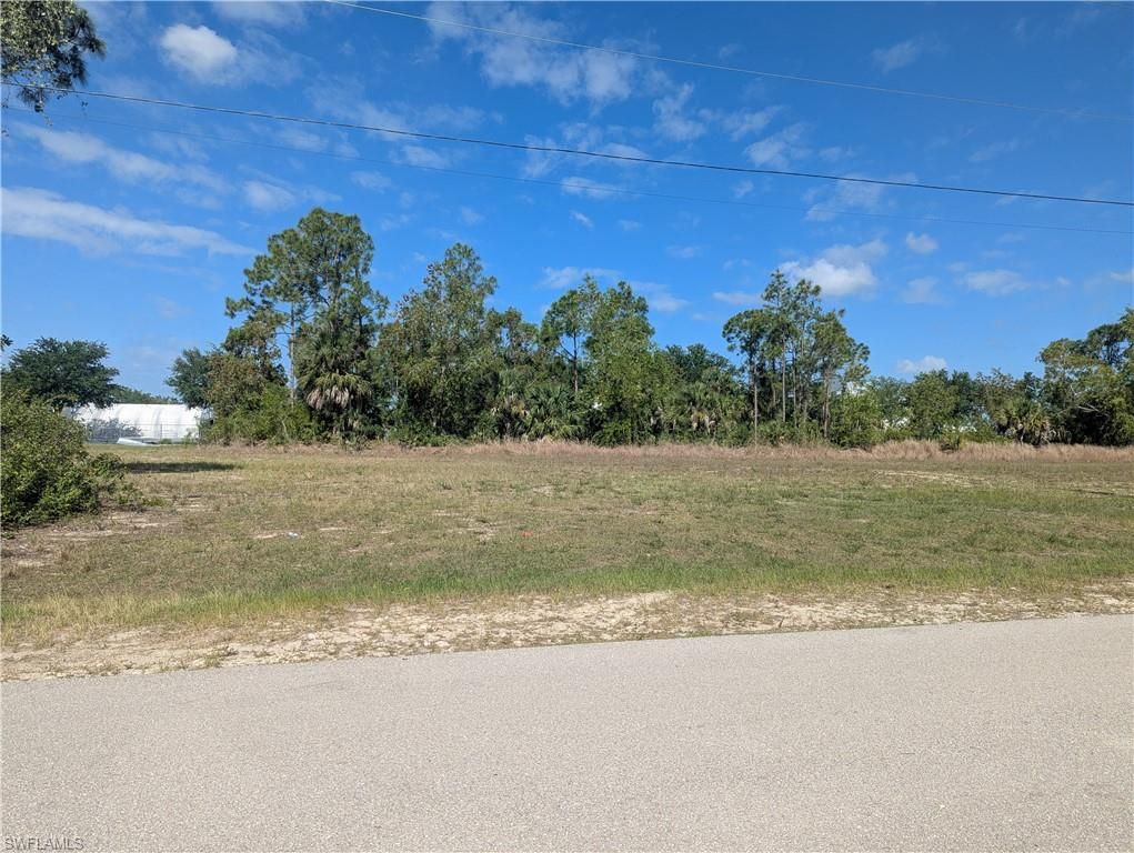 Image 6 of property listing at 3708 NE 23rd AVE, Cape Coral, FL 33909