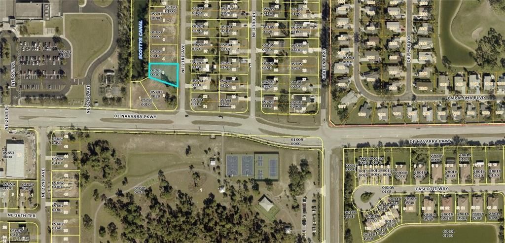 Image 9 of property listing at 3708 NE 23rd AVE, Cape Coral, FL 33909