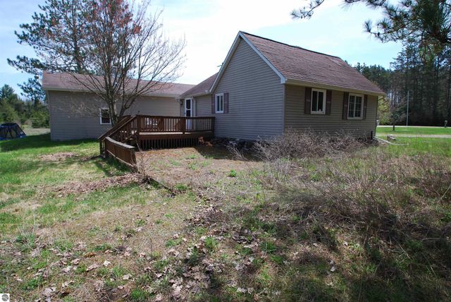 2317 E Sage Lake Road, Lupton, MI 48635
