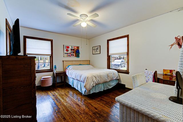 4803 Chenoweth Run Rd, Louisville, KY 40299