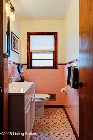 4803 Chenoweth Run Rd, Louisville, KY 40299