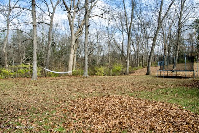 4803 Chenoweth Run Rd, Louisville, KY 40299