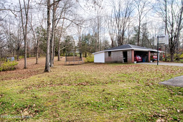 4803 Chenoweth Run Rd, Louisville, KY 40299