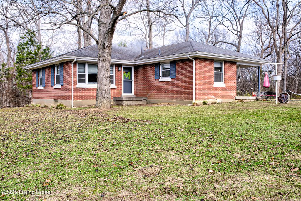 4803 Chenoweth Run Rd, Louisville, KY 40299