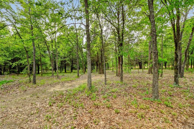 2211 Canyon Lake Road, Wills Point, TX 75169