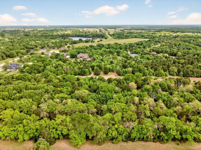 2211 Canyon Lake Road, Wills Point, TX 75169
