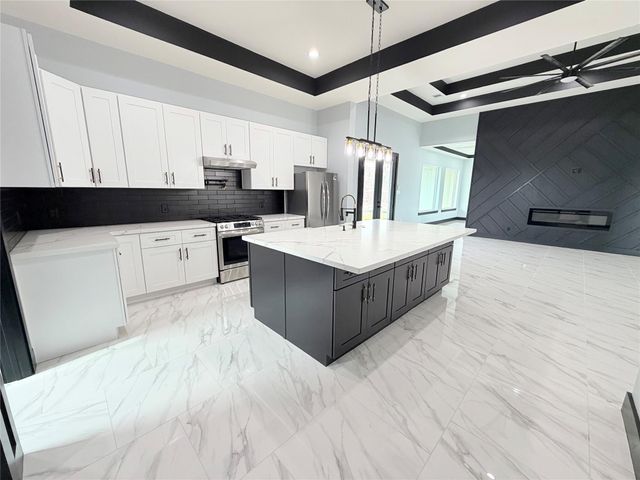 3086 Road 66123, Dayton, TX 77535