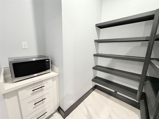 3086 Road 66123, Dayton, TX 77535