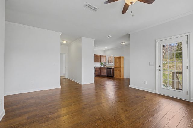 140 Tulip Grove Pt, Hermitage, TN 37076