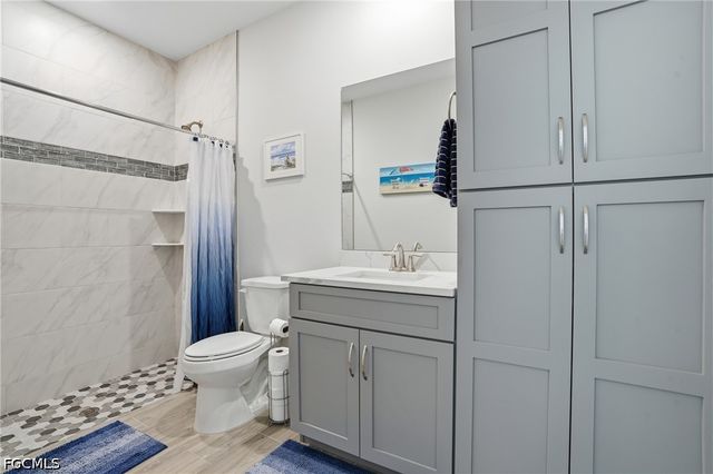1825 NW 31st AVE, Cape Coral, FL 33993
