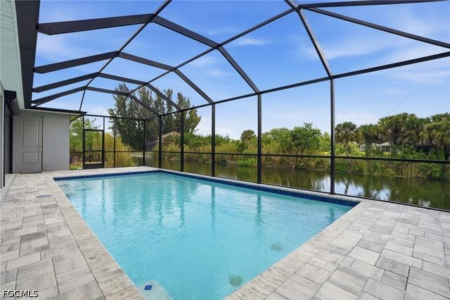 1825 NW 31st AVE, Cape Coral, FL 33993