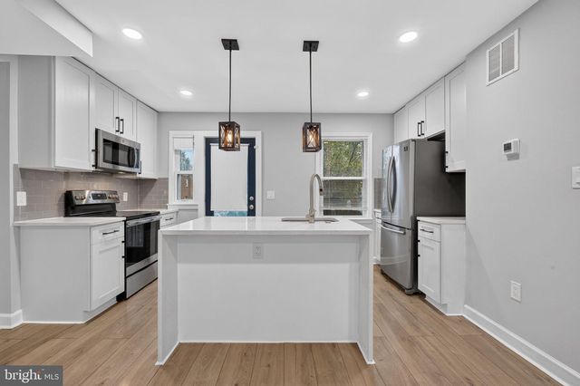 1510 HOWARD RD SE, Washington, DC 20020