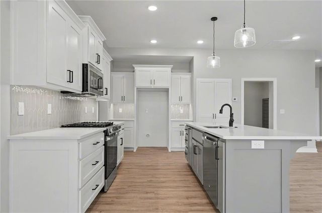 1210 Alexander Court, Ottawa, KS 66067