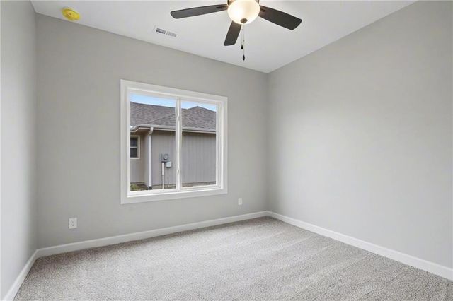 1210 Alexander Court, Ottawa, KS 66067