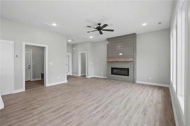 1210 Alexander Court, Ottawa, KS 66067