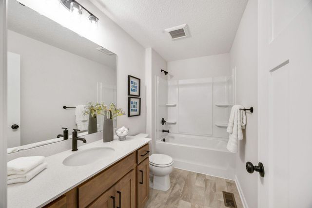 1861 Laquey Avenue NE, Saint Michael, MN 55376