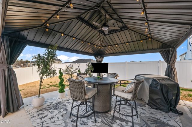 1754 Carter Daniel Drive, Graham, NC 27253