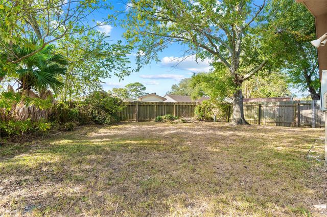 2942 Heritage Colony Drive, Webster, TX 77598