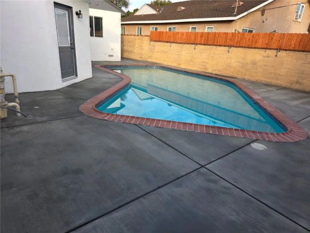 5344 Adenmoor, Lakewood, CA 90713