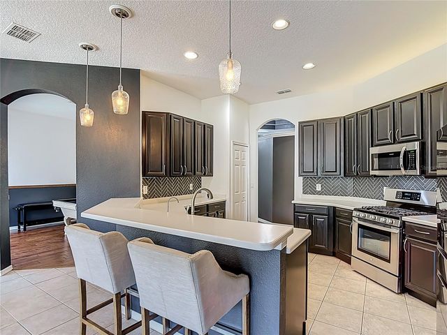 12919 FRAMINGHAM COURT, Tampa, FL 33626