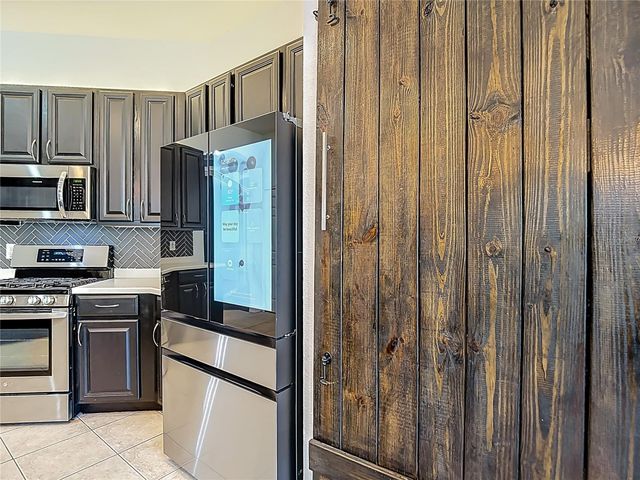 12919 FRAMINGHAM COURT, Tampa, FL 33626