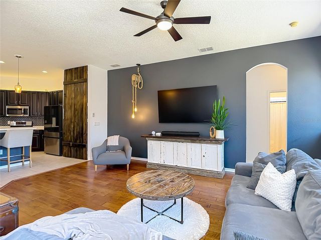 12919 FRAMINGHAM COURT, Tampa, FL 33626