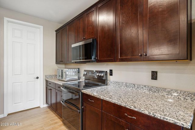 17388 W BENT TREE Drive, Surprise, AZ 85387