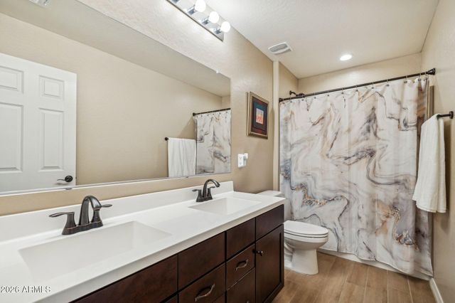 17388 W BENT TREE Drive, Surprise, AZ 85387