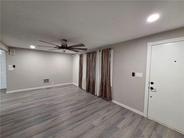 16 Amesbury Lane, Bella Vista, AR 72715