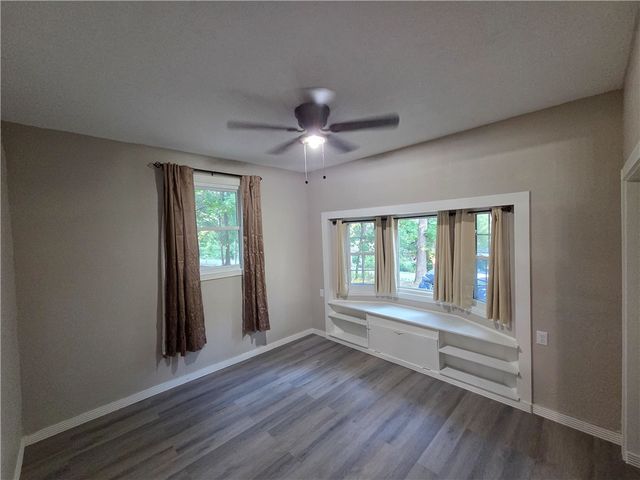 16 Amesbury Lane, Bella Vista, AR 72715