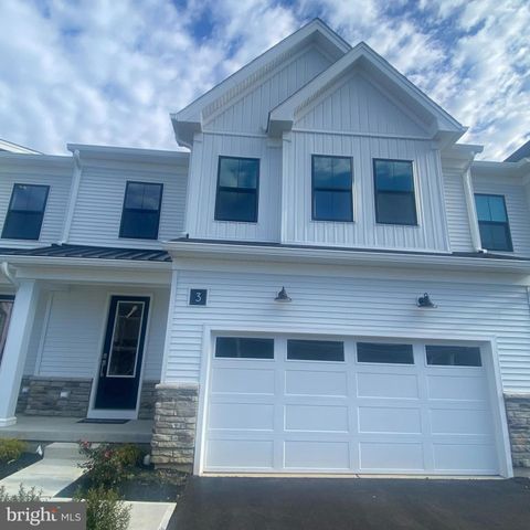 3 CHERRY LN, West Windsor, NJ 08550