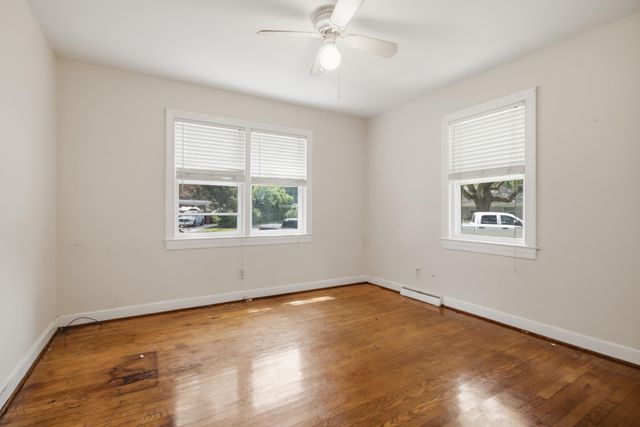521 Saint Andrews Boulevard, Charleston, SC 29407