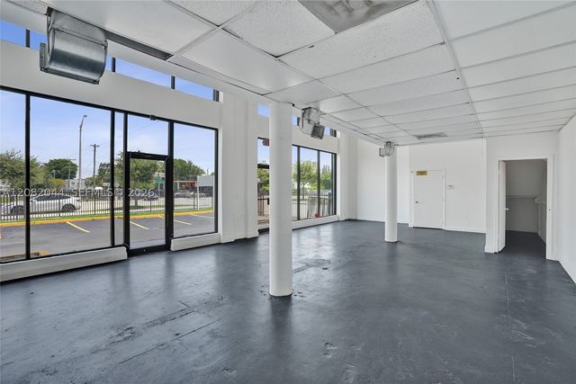 900 Flagler St, Miami, FL 33130