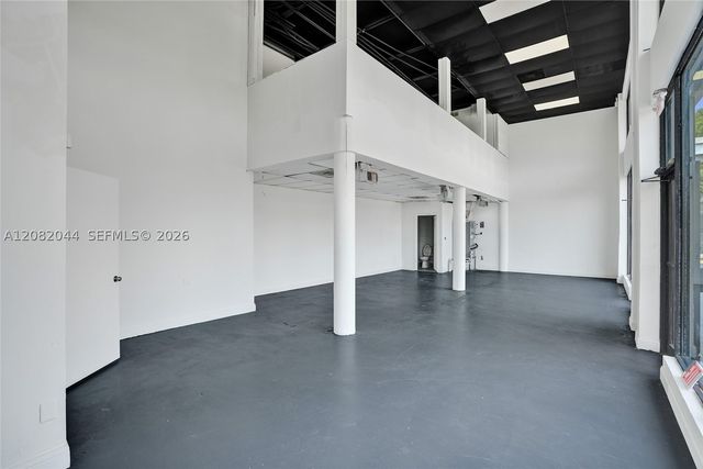 900 Flagler St, Miami, FL 33130