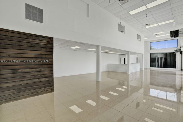 900 Flagler St, Miami, FL 33130