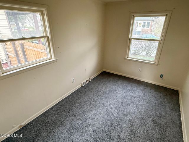 3124 N Erie Street, Toledo, OH 43611