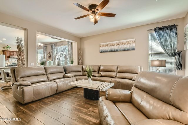 3439 W SAINT ANNE Avenue, Phoenix, AZ 85041