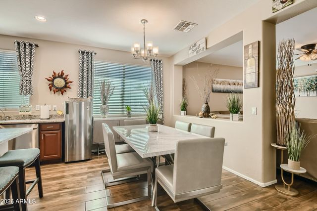 3439 W SAINT ANNE Avenue, Phoenix, AZ 85041