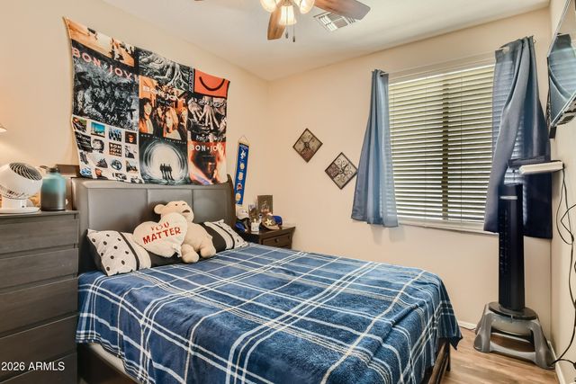 3439 W SAINT ANNE Avenue, Phoenix, AZ 85041