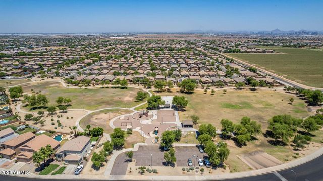 3439 W SAINT ANNE Avenue, Phoenix, AZ 85041