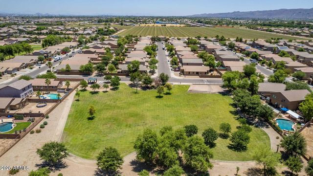 3439 W SAINT ANNE Avenue, Phoenix, AZ 85041