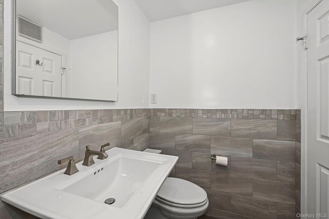 2221 Palmer Avenue 3R, New Rochelle, NY 10801