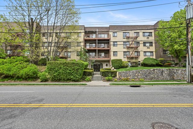 2221 Palmer Avenue 3R, New Rochelle, NY 10801